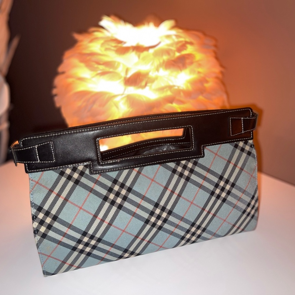 ✨Burberry✨ blue label Light Blue Checkered Clutch with black handle Detail